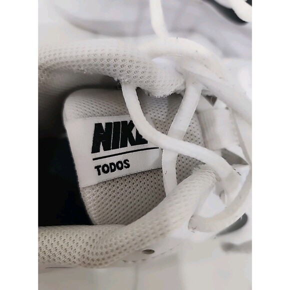 Nike Womens Todos RN BQ3201-101 White Running Shoes Sneakers Size 8.5 - Picture 7 of 10